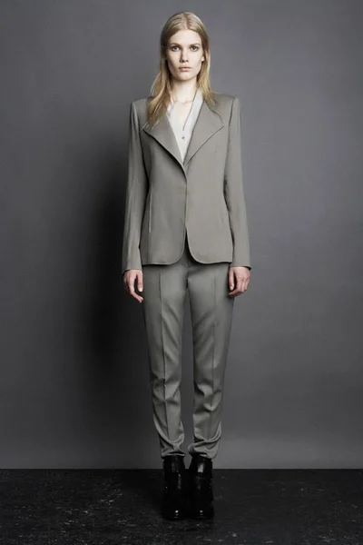 Look 18
